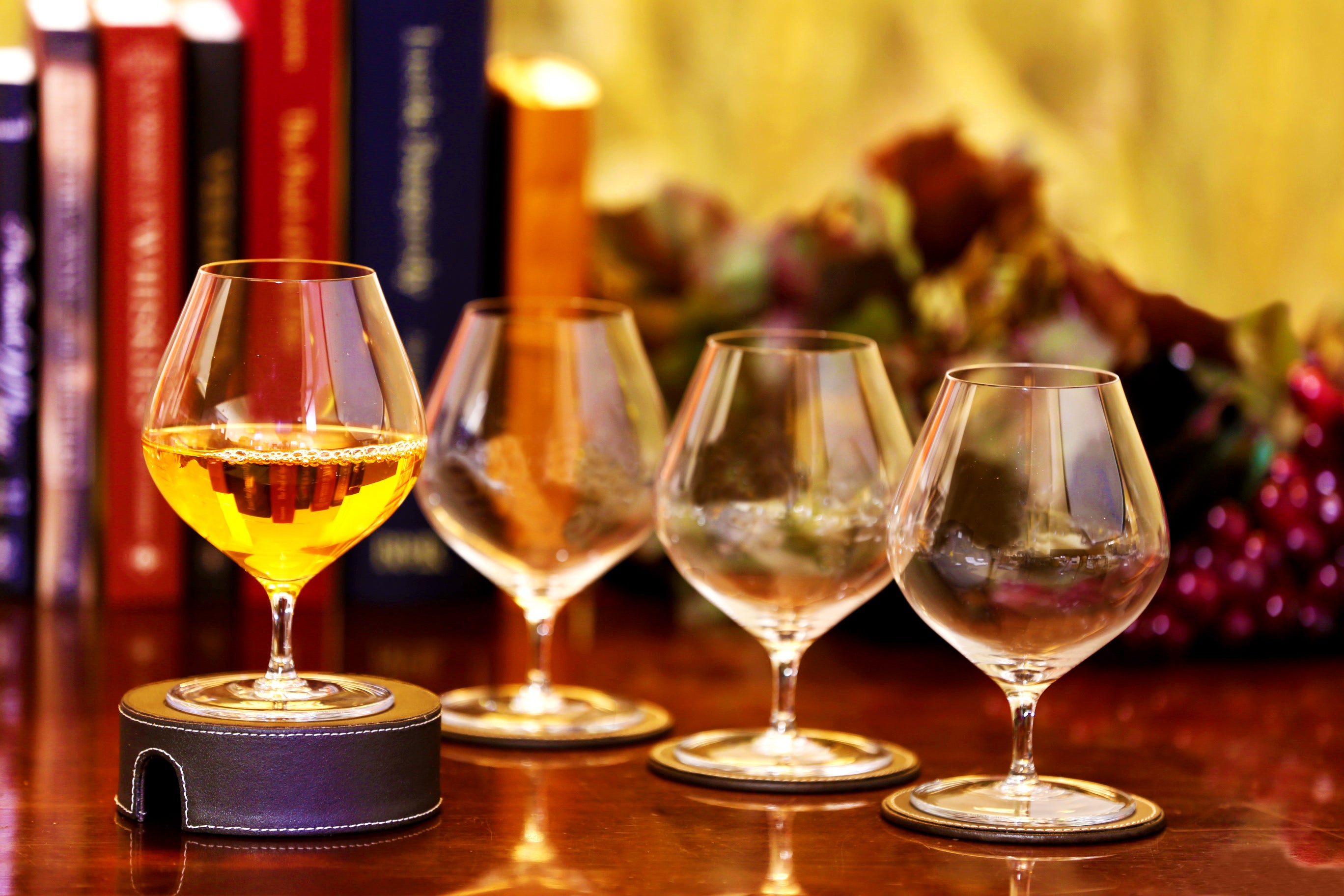 Distiller Traditional Cognac/Brandy Balloon Snifter Glass (Set of 4)